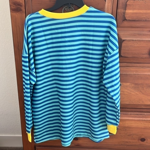 NWOT Women’s Bright Blue Striped Top With Yellow Trim Size XL - Picture 4 of 7